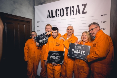 Cardiff: Experiencia inmersiva de cóctel en la cárcel de Alcotraz
