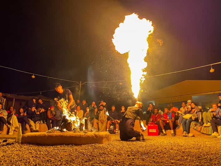 Marrakech : nuit dans le désert d'Agafay, tente, dîner et spectacle - cuisine