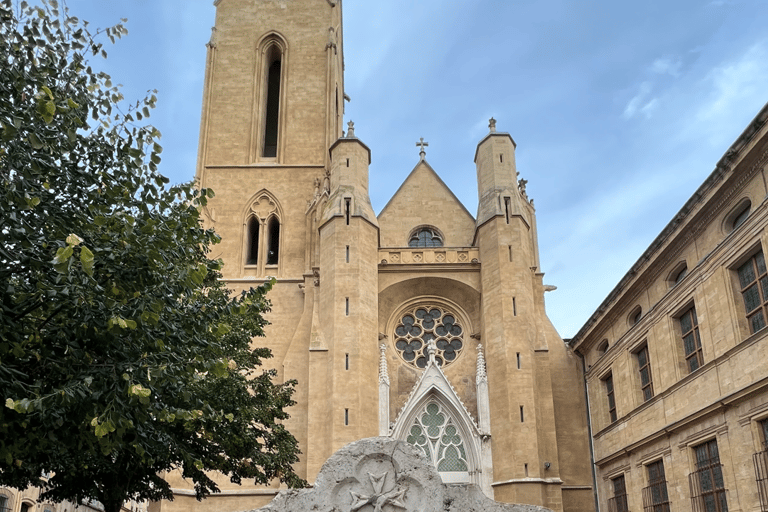 Between sea and hills: in the footsteps of Allauch, Aix, MarseilleAix, Allauch, Marseille: Private