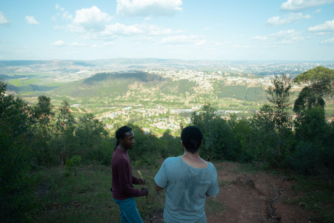 Kigali: Gatsata Village Storytelling Walk zum Berg Jali