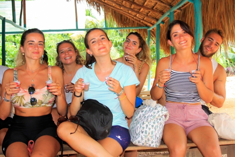 Punta Cana : Plage de Macao et aventure en buggy dans le cénote