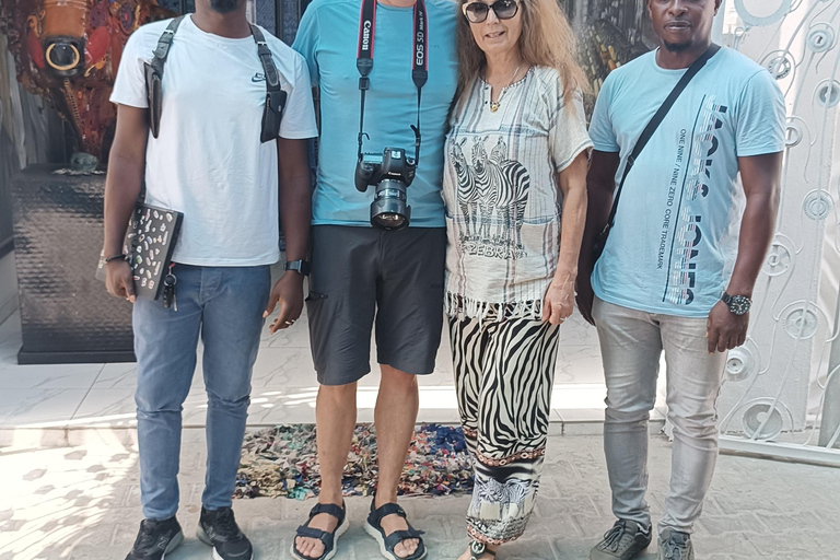 Lagos: Art, Culture, Nature, and Heritage Day Tour