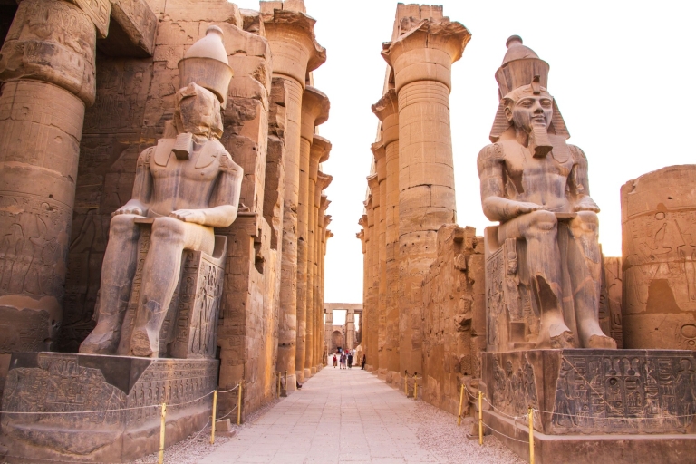 Hurghada: tour naar Luxor & de Vallei der Koningen met lunchVanuit Hurghada: privétrip Luxor en de Vallei der Koningen