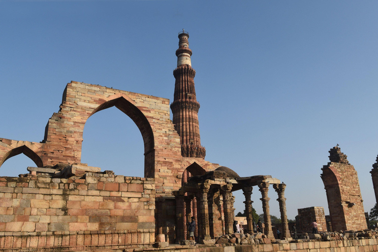 3 Daagse Delhi Agra Jaipur Gouden Driehoek Tour vanuit DelhiTour met auto, chauffeur, gids en 4 sterren accommodatie