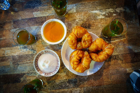 Marrakech: Local Food Tasting Tour with a Guide