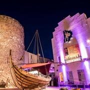 Waterford: Guided Evening Pub Tour with Live Music