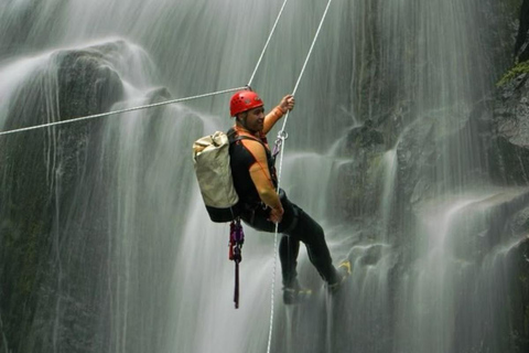 Santa Marta & Minca: Jungle Hike and Waterfall Rappelling