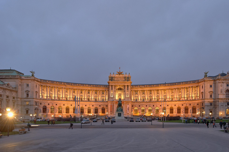 Bilet łączony: Cesarski Skarbiec i zwiedzanie Nowego Pałacu HofburgBilet łączony: Cesarski Skarbiec w Wiedniu i Nowy Pałac Hofburg