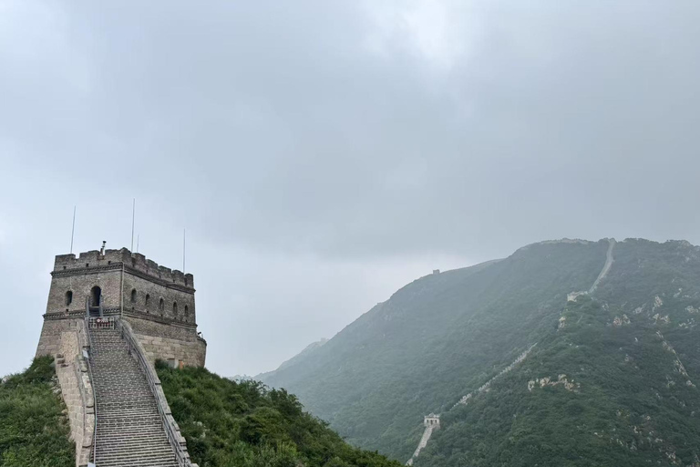 Beijing: Badaling Great Wall Ticket with Optional Cable Car Entrance Ticket+Round Trip Cable Car Ticket