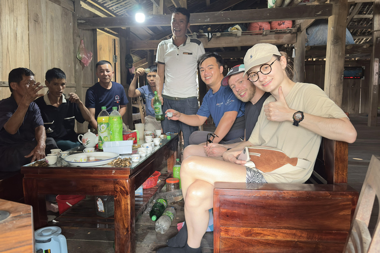 Cao Bang: 2-Day Family Experience With Local Guide 2-Day Family Experience By Car