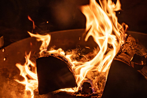 Kiruna: Exclusive New Year's Eve Aurora & Campfire Dinner