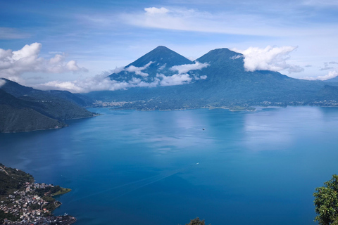 Desde Ciudad de Guatemala: Navegacion en Lago Atitlán y Visita a Iximché