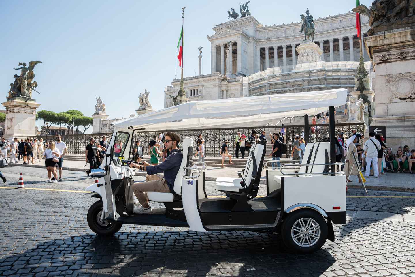 Rome : Visite en tuk-tuk avec prosecco inclus