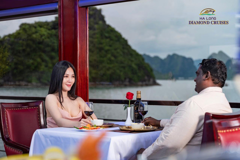 Hanoi : Best 5-Star Ha Long 1 Day Tour avec transfert en limousineVisite de Ha Long