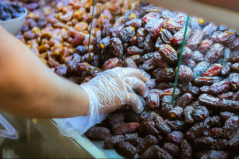 从阿布扎比出发的谢赫扎耶德大清真寺全天旅行