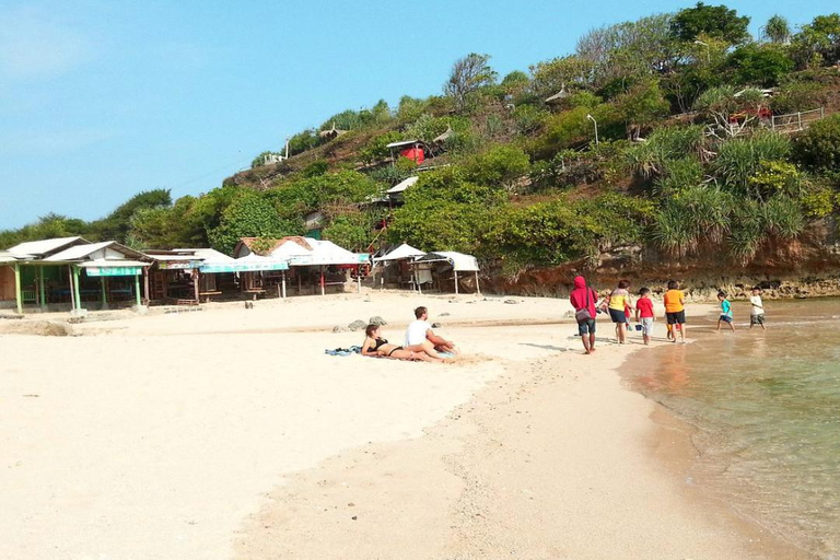 Yogyakarta: 5-Day Dieng Plateau Tour with Jeep Ride The Beauty of Yogyakarta and Dieng Plateau 5D4N Tour Package