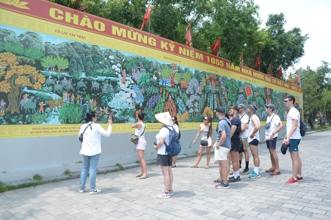 Depuis Ninh Binh : Hoa Lu, Trang An et la grotte de Mua (journée complète)
