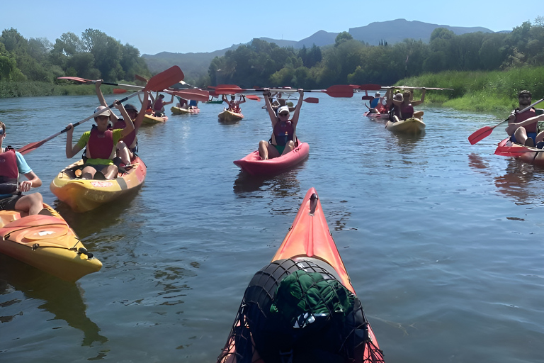 Kajakpaddling och vinprovning vid floden Ebro