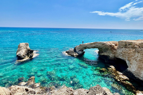 Cap Greco : grottes marines, pont des amoureux avec barbecue