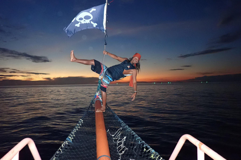 Koh Phi Phi : tour en bateau des pirates avec plongée en apnée et kayak