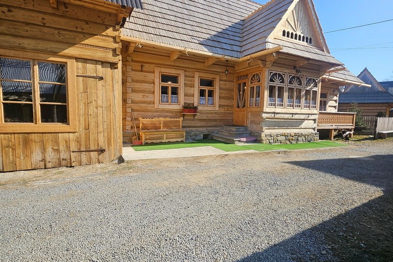 Zakopane: Tatra Mountains Tour with Tank Paintball & Cheese
