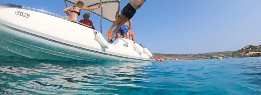 Aventure en bateau et plongée en apnée à Gozo et Comino