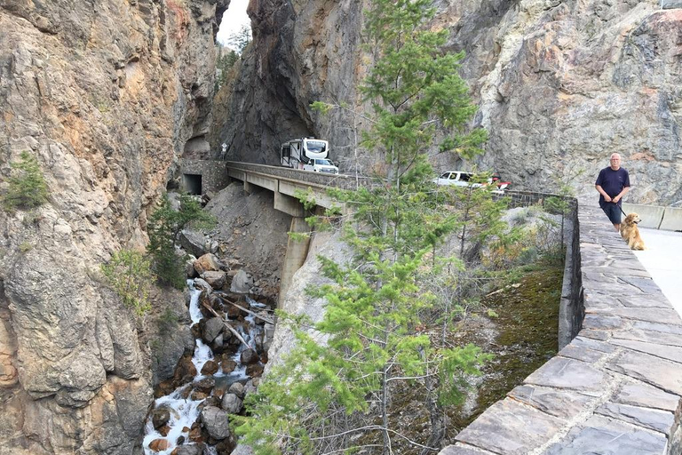From Banff: Marble Canyon and Radium Hot Springs Day Trip