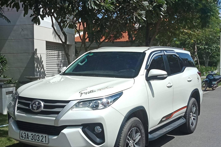 Danang - Location de voiture d'une journée avec chauffeur parlant anglais