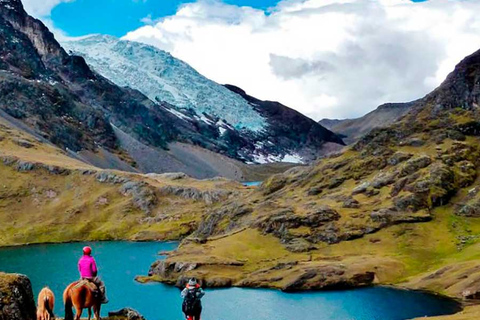 Cusco. Circuit des 7 lagunes d'Ausangate (1 jour)tour 7 lagons ausangate