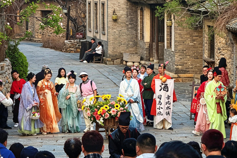 Beijing: Great Wall & Gubei Water Town Day to Night Tour Private Group Gubei Water Town & Simatai Great Wall Day Trip