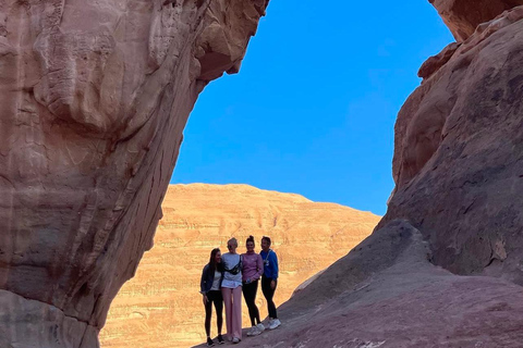 WADI RUM:FULL-DAY DESERT TOUR WITH LOCAL GUIDE, SUNSET & TEA