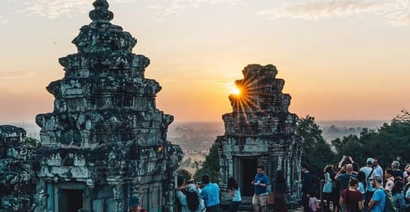 Siem Reap: Angkor Wat Private Tour with Sunset or Sunrise