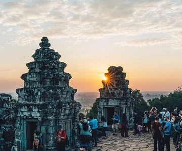 Siem Reap: Angkor 1-Day Private Tour with Sunset or Sunrise