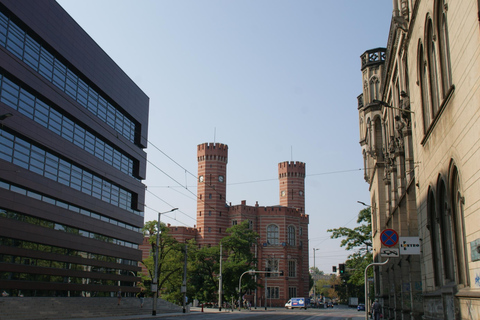 Wrocław differently – unknown alleys of the city (2 hours) Wrocław differently – unknown alleys of the city