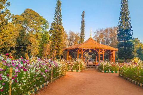 Bengaluru: Lalbagh Botanical Garden Guided Tour