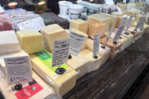 Vancouver: Granville Island Public Market Food Tour