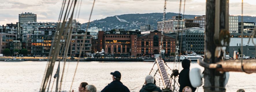 Oslo: Fjords Evening Buffet Cruise