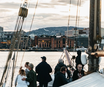 Oslo: Fjord Evening Cruise with Shrimp Buffet