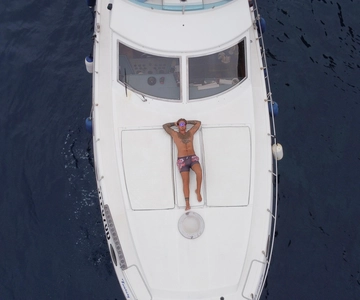 Île de Pantelleria : Tour de l'île en yacht avec Simone & Luck