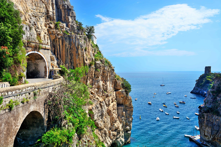 Desde Nápoles: Excursión de un día a Amalfi y RavelloGrupo reducido - hasta 18 pax