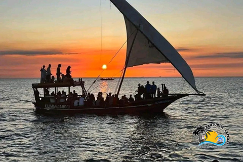 Sansibar: Tierschutz im Kilosa Zoo &amp; Dau-Fahrt bei Sonnenuntergang