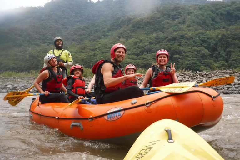 Whitewater rafting in Baños White Water Rafting in Baños