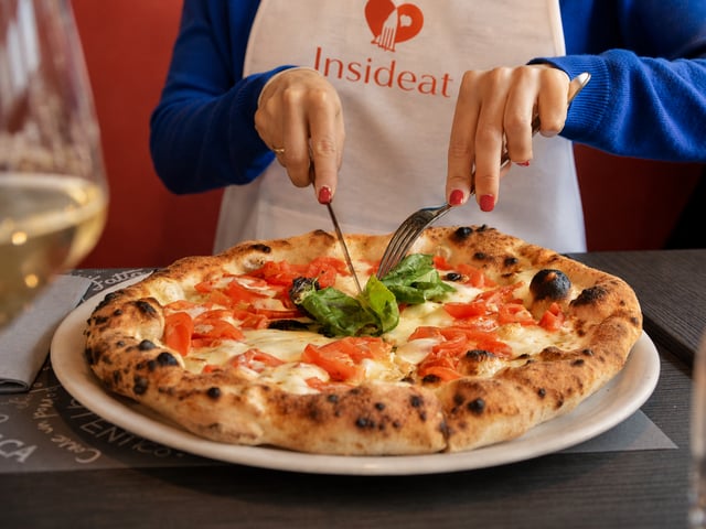 Rome: Small Group Neapolitan Pizza Class with Spritz