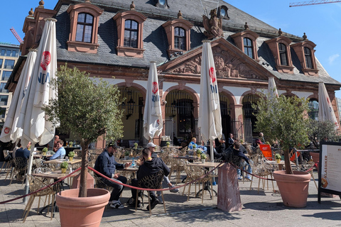 Frankfurt: Modern and Medieval walk with Local Guide