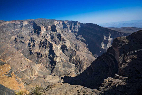 Jebel Shams Summit: Oman's Highest Peak & Grand Canyon Hike