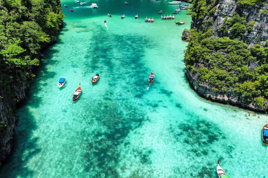 Phuket: Phi Phi, Bamboo & Maithon mit dem Premium Speed Katamaran. Foto: GetYourGuide Phuket: Phi Phi, Bamboo & Maithon mit dem Premium Speed Katamaran. Foto: GetYourGuide
