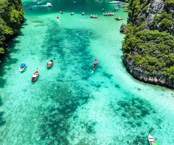 Phuket: Phi Phi, Bamboo & Maithon by Premium Speed Catamaran