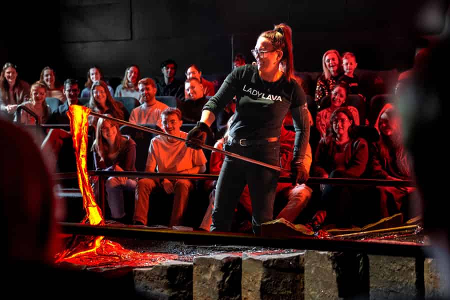 Reykjavik: LAVA SHOW - Immersive Experience Entry Ticket. Foto: GetYourGuide