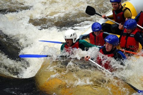 Fort William: Descenso de rápidos en el río Garry