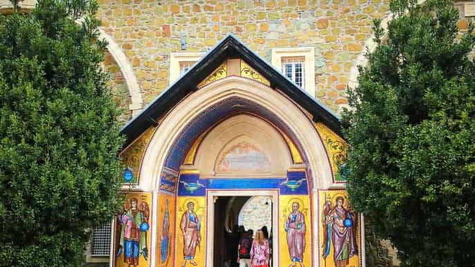 Ab Larnaca/Ayia Napa: Troodos-Gebirge, Kykkos, Throni und Kakopetria